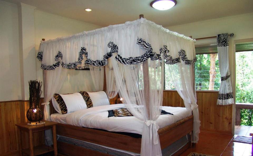 Chiangmai Night Safari Resort Chiang Mai Rum bild